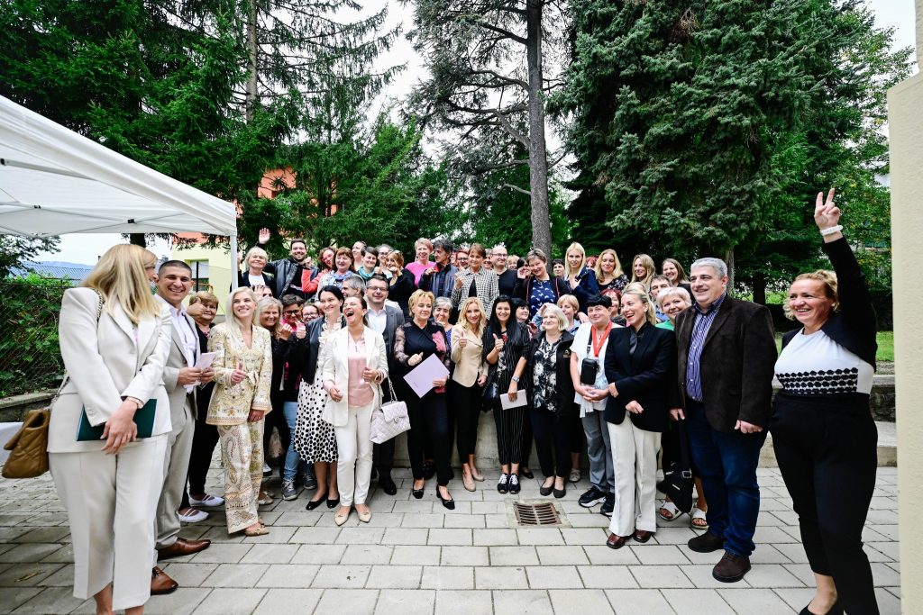 Ljudje na dogodku projekta Proakt.