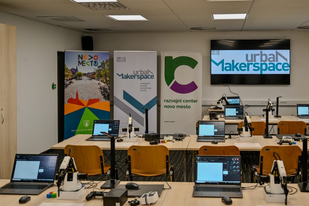 Dogodek projekta UrbanMarkerSpace. Fotografija učilnice.