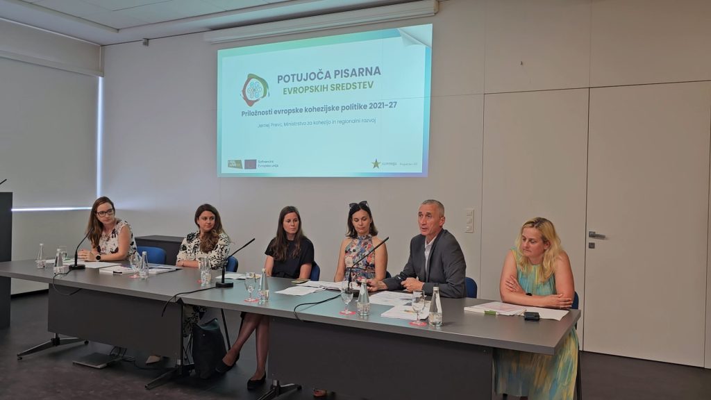 Omizje potujoče pisarne evropskih sredstev v Celju