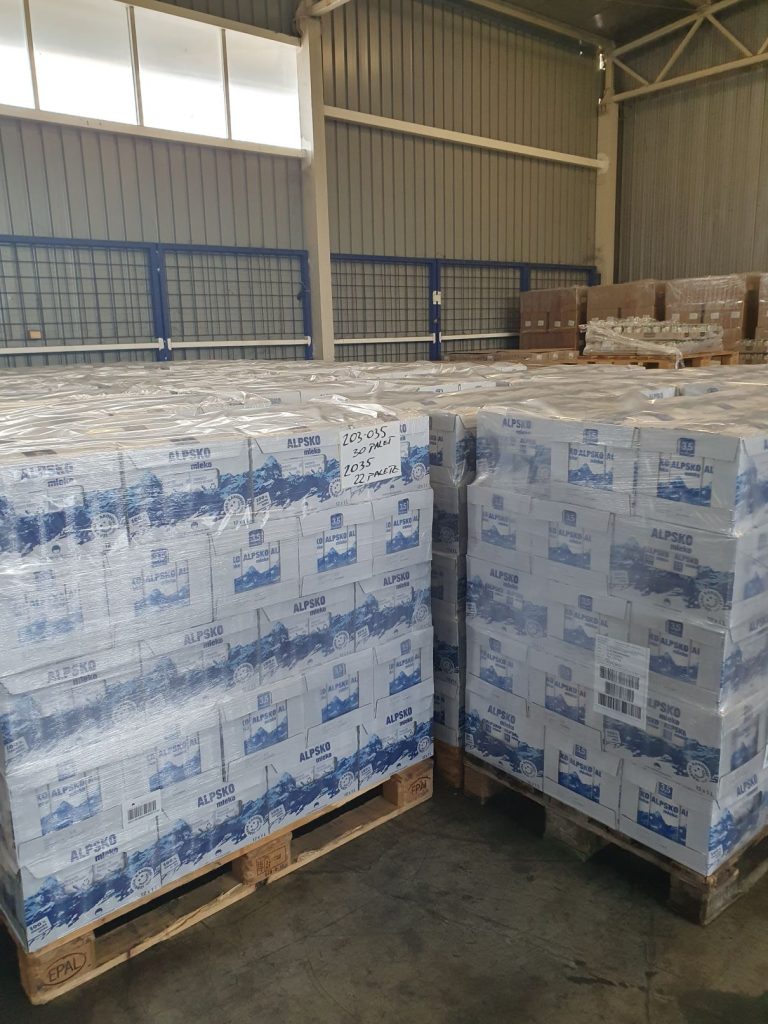 Mleko v skladiščih upravičencev za razdeljevanje hrane in izvajanje spremljevalnih ukrepov v okviru Programa ESS+ za odpravljanje materialne prikrajšanosti v Sloveniji v obdobju 2021-2027