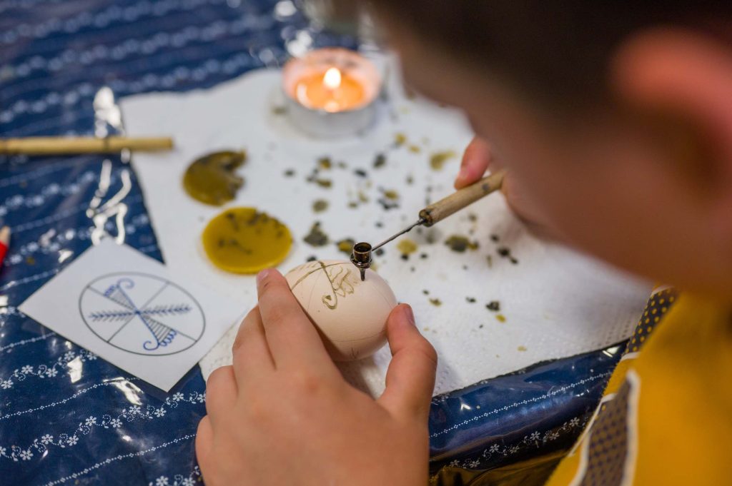 Ustvarjanje - poslikava na jajčno lupino