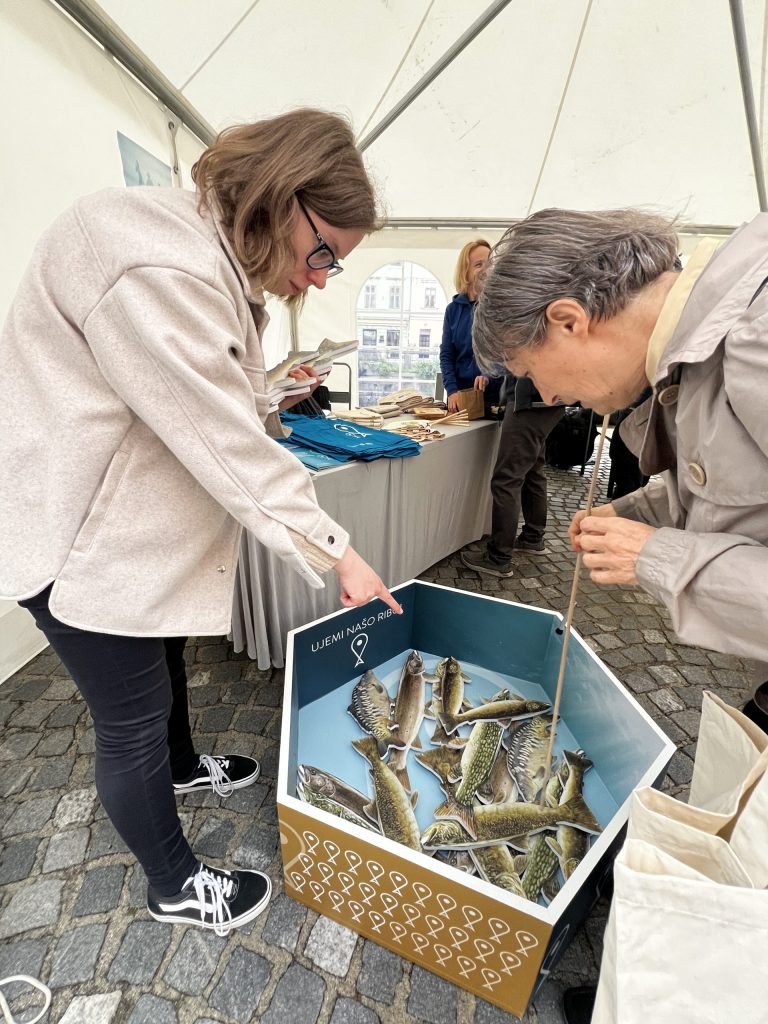 Interaktivna igra za spoznavanje lokalnih sladkovodnih rib