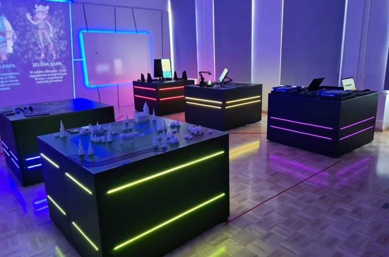 Fotografija prikazuje projekt Prva pametna učilnica