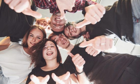 Fotografija sošolcev.